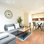 Perfect Place For Longer Stays Wembley Central